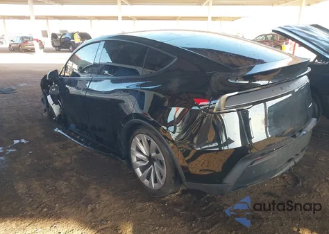 2026 Tesla Model Y Long Range Dual Motor All-Wheel Drive/Long Range Launch Series from USA, damaged, VIN 7SAYGDEE8TF374259